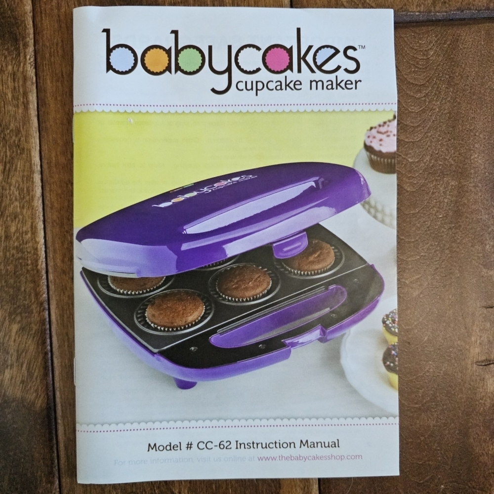 NWOT- Babycakes cupcake maker - Picture 3 of 6